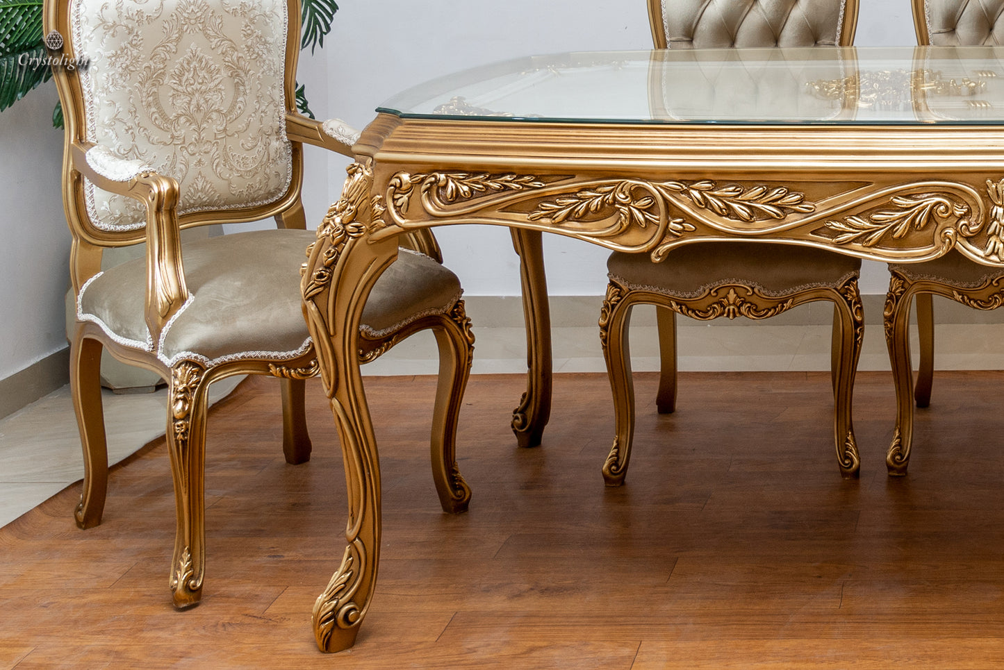 Exclusive Dining Table (6 persons)