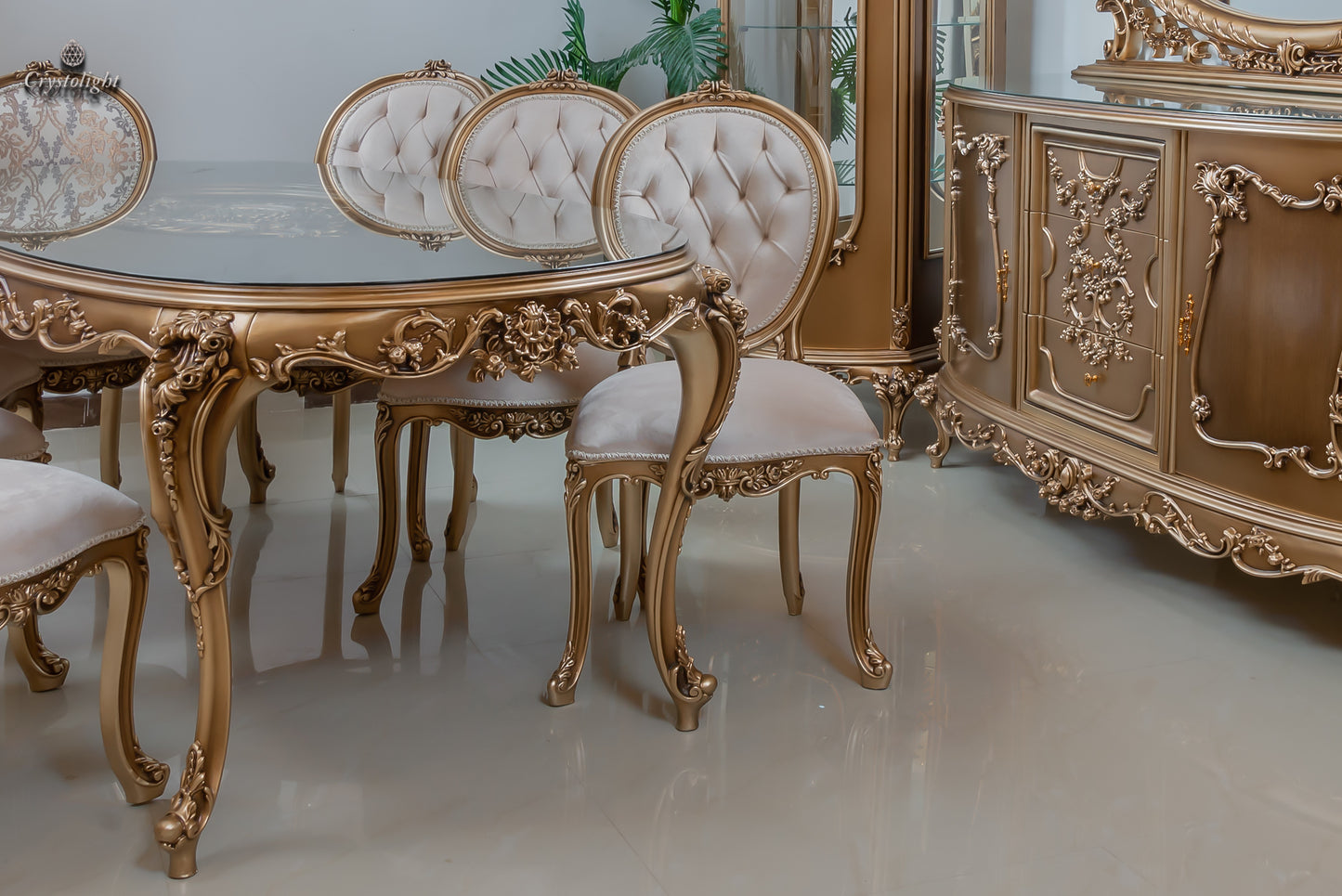 Exclusive Dining Table (6 persons)